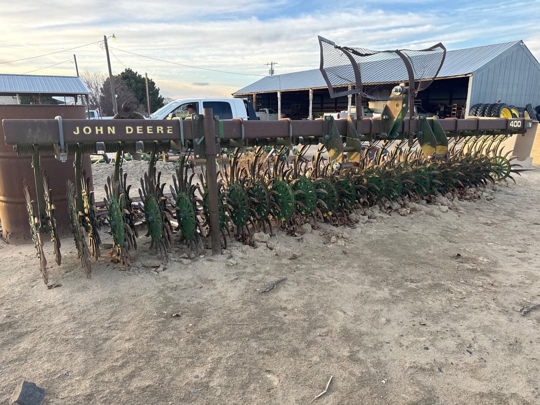 Image of John Deere 400 Image 0