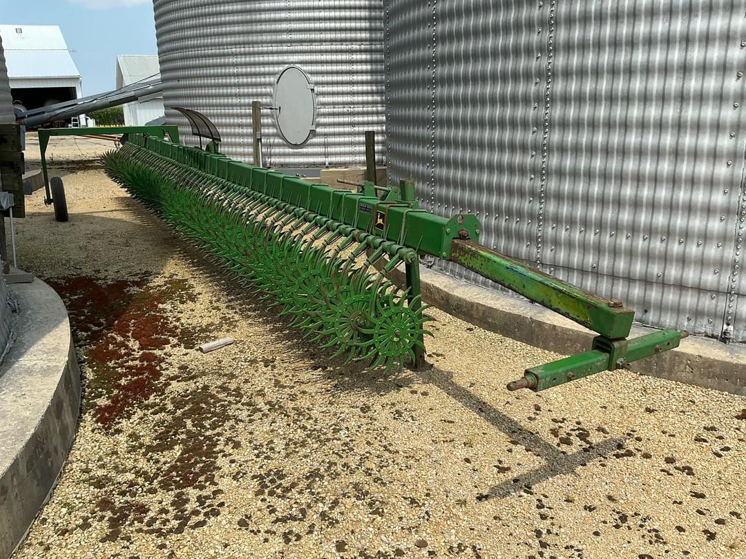 Image of John Deere 400 Primary image