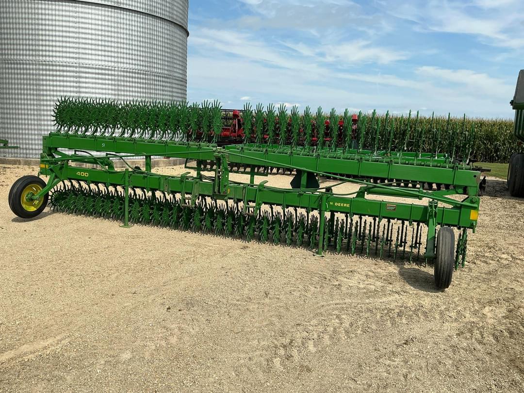 Image of John Deere 400 Primary image