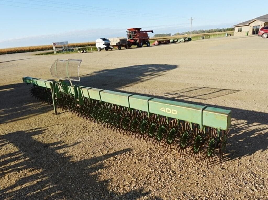 Image of John Deere 400 Primary image