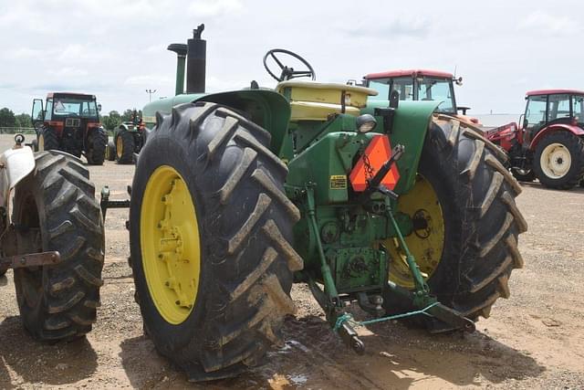 Image of John Deere 4010 equipment image 1