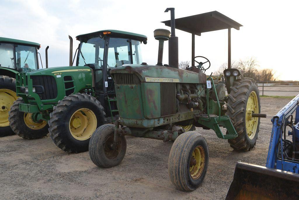 Image of John Deere 4010 Primary image