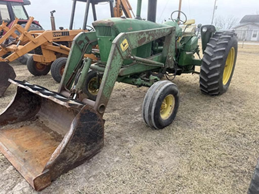 Image of John Deere 4010 Primary image