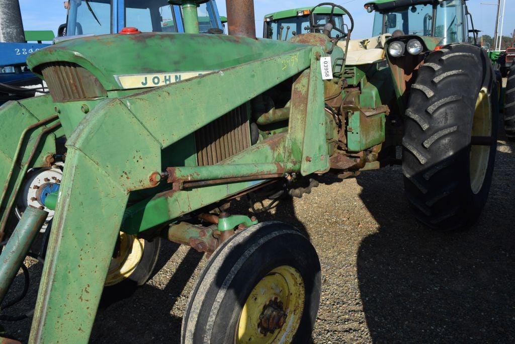 Main image John Deere 4010