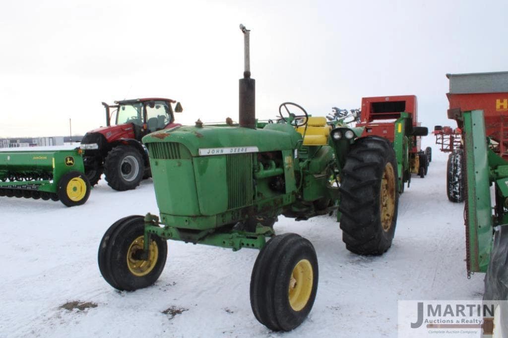 Image of John Deere 4010 Primary image