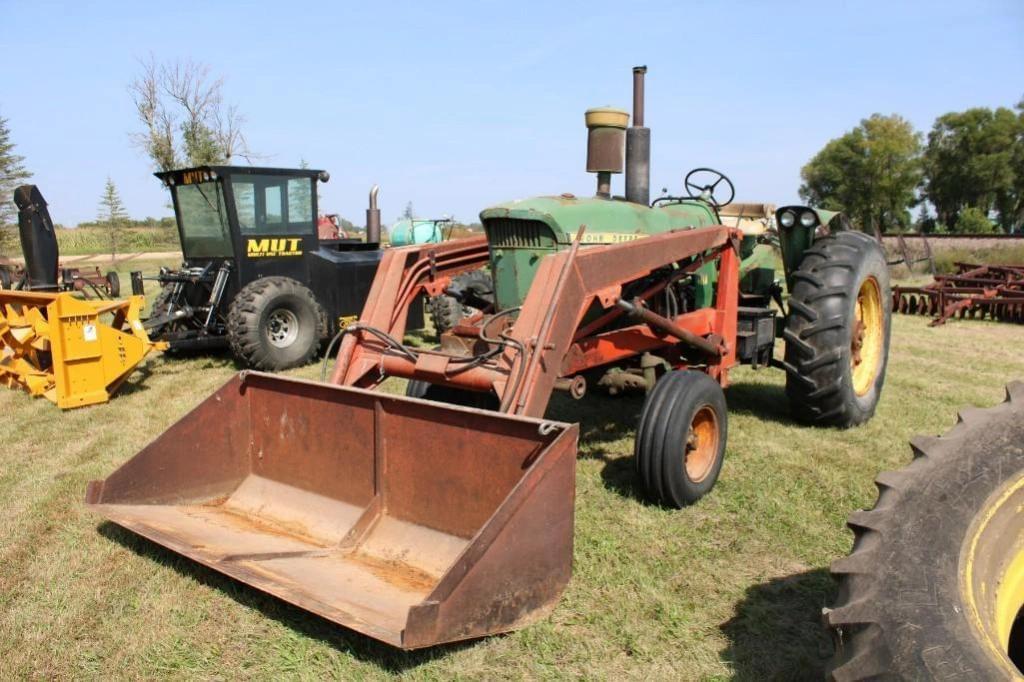 Image of John Deere 4010 Primary image