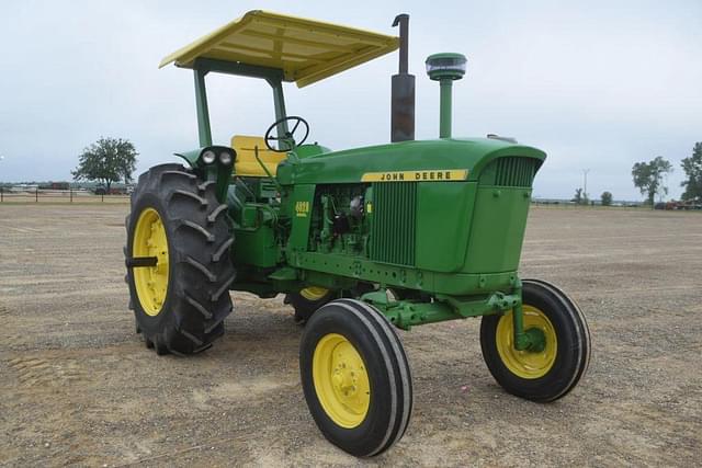 Image of John Deere 4020 equipment image 3
