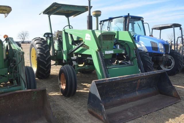 Image of John Deere 4020 equipment image 3