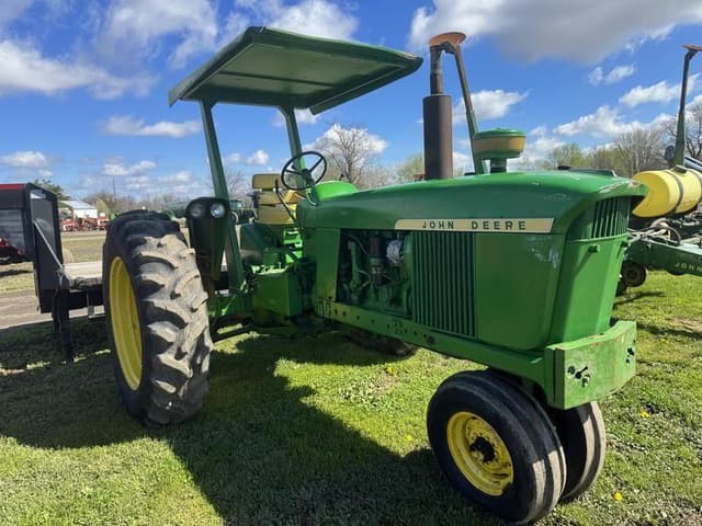 Image of John Deere 4020 equipment image 3