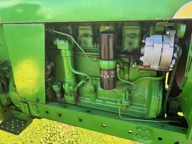 Image of John Deere 4020 equipment image 4