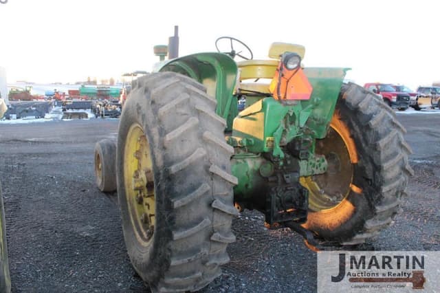 Image of John Deere 4020 equipment image 3