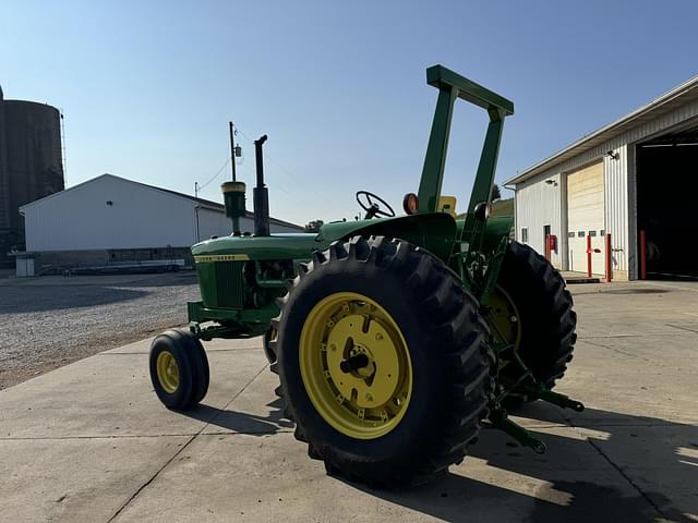 Image of John Deere 4020 equipment image 4