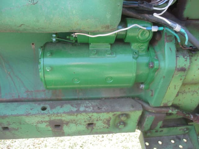 Image of John Deere 4020 equipment image 1