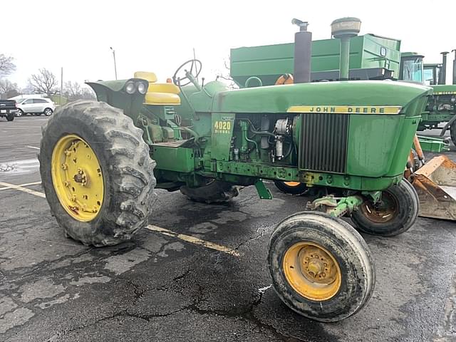 Image of John Deere 4020 equipment image 1