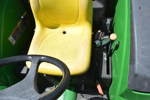Image of John Deere 4044M equipment image 4