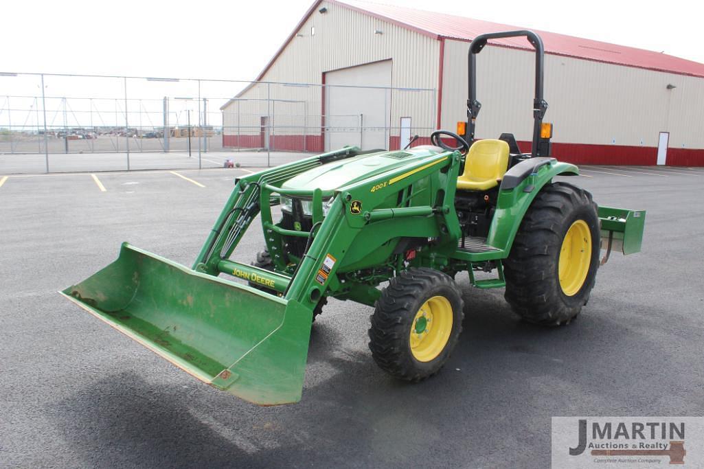 Image of John Deere 4052M Primary image