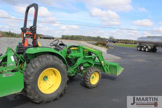 Image of John Deere 4052M equipment image 2