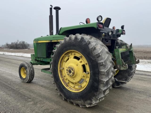Image of John Deere 4055 equipment image 3