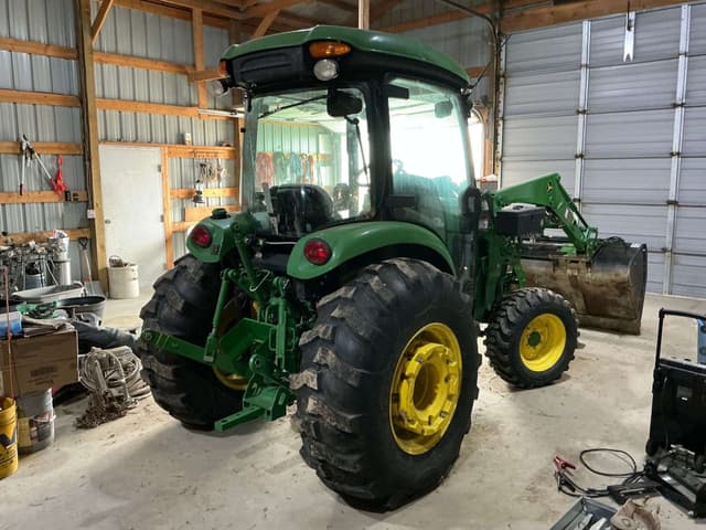 Image of John Deere 4066R equipment image 2