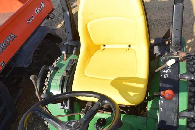 Image of John Deere 4100 equipment image 4