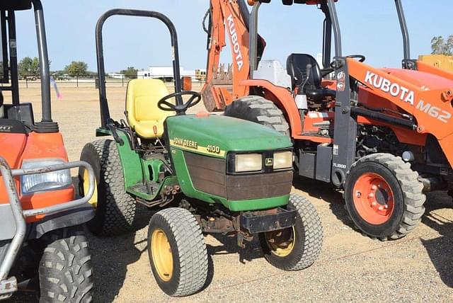 Image of John Deere 4100 equipment image 3