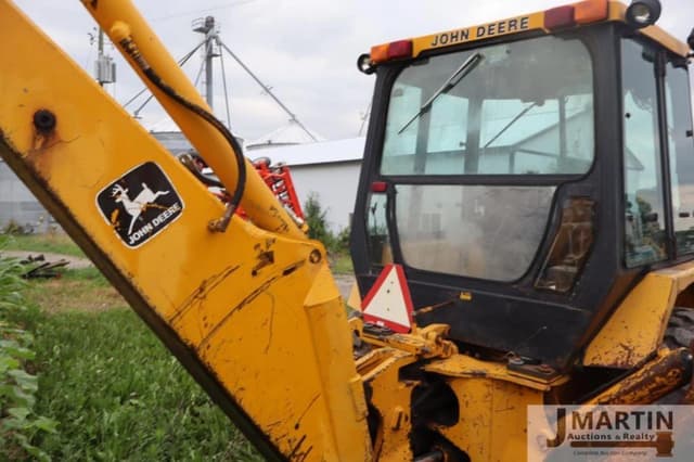 Image of John Deere 410B equipment image 4