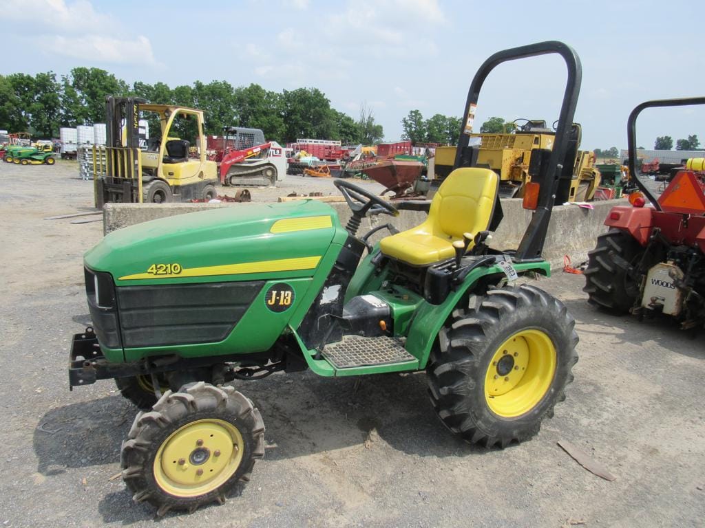 Main image John Deere 4110