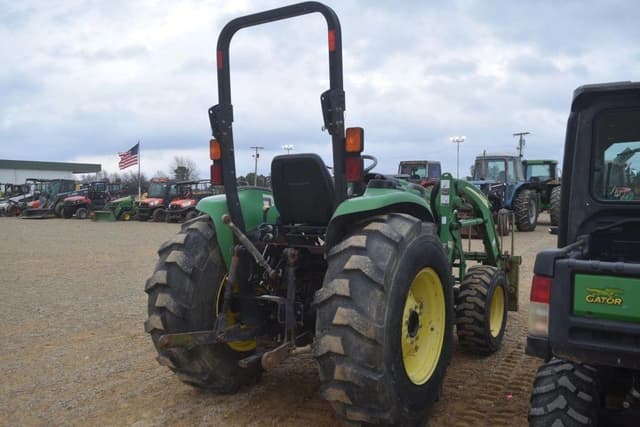 Image of John Deere 4120 equipment image 2
