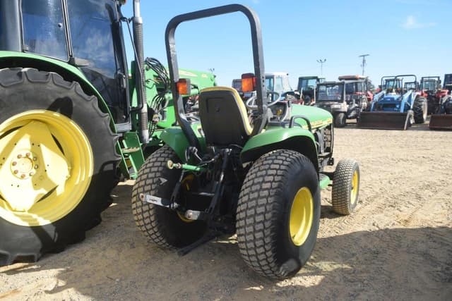 Image of John Deere 4200 equipment image 2