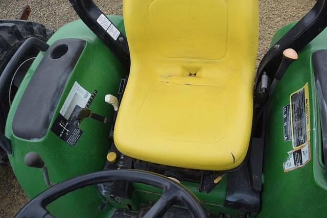 Image of John Deere 4200 equipment image 4