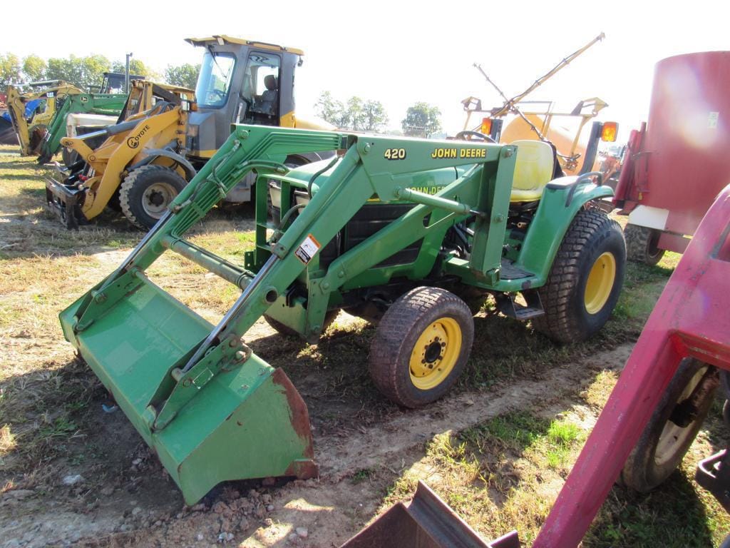 Main image John Deere 4200