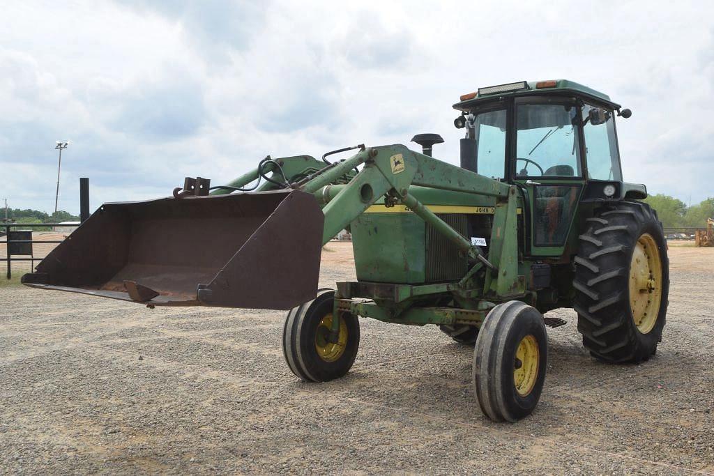 Image of John Deere 4230 Primary image