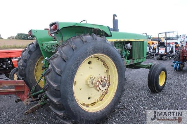 Image of John Deere 4230 equipment image 2