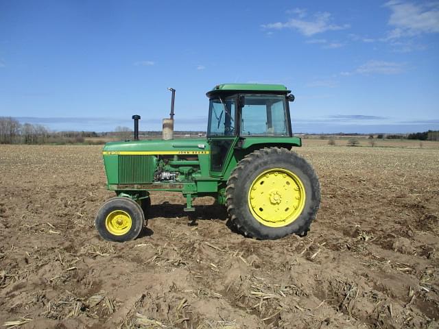 Image of John Deere 4230 Primary image