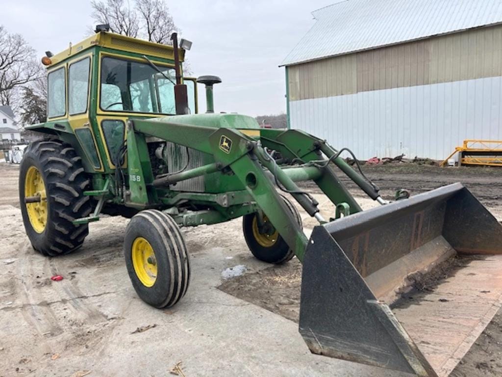 John Deere 4230 Equipment Image0