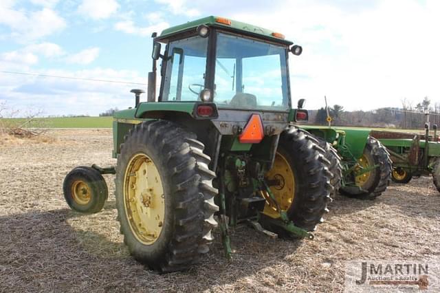 Image of John Deere 4240 equipment image 3