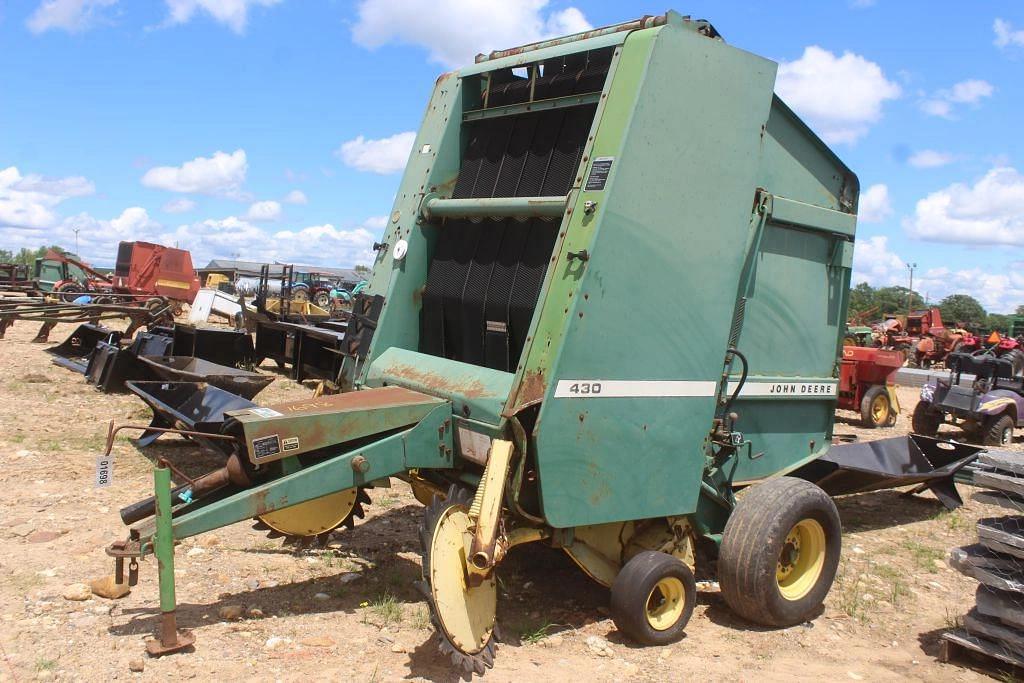Image of John Deere 430 Image 0