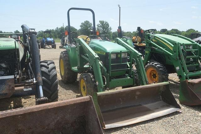 Image of John Deere 4300 equipment image 3