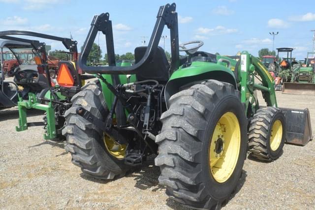 Image of John Deere 4320 equipment image 2