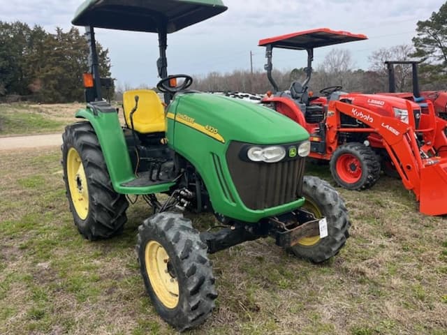 Image of John Deere 4320 equipment image 1