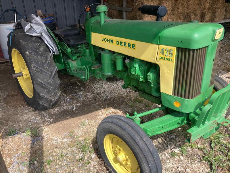 Image of John Deere 435 Image 0