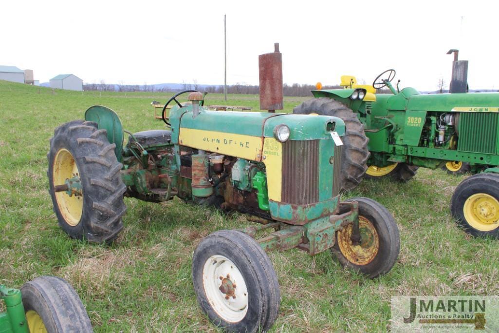 Main image John Deere 435