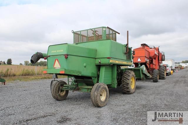 Image of John Deere 4400 equipment image 2