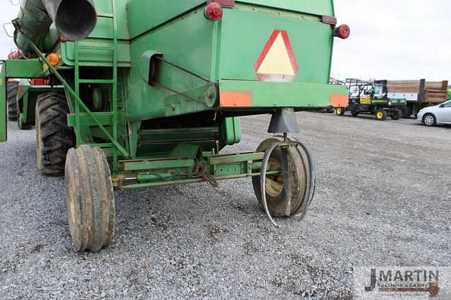 Image of John Deere 4400 equipment image 4