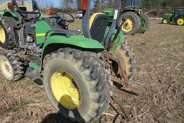 Image of John Deere 4400 equipment image 3