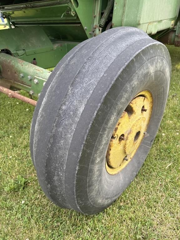 Image of John Deere 4420 equipment image 4