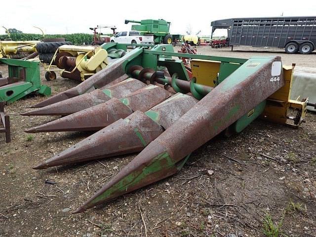 Image of John Deere 443 equipment image 1