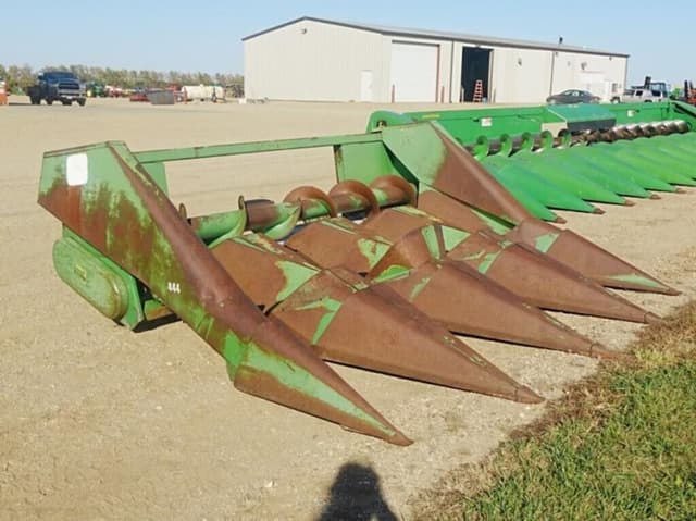 Image of John Deere 443 equipment image 2