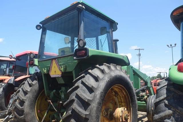 Image of John Deere 4430 equipment image 2