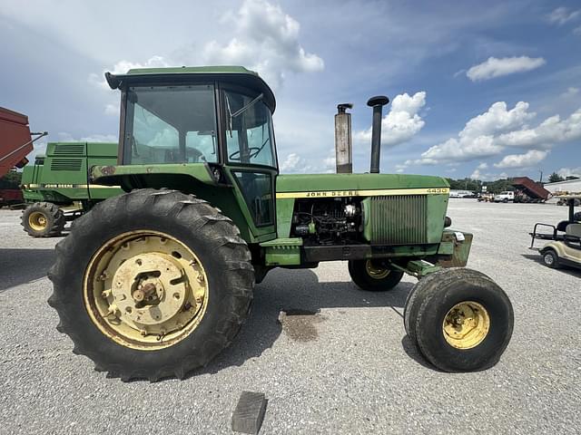 Image of John Deere 4430 equipment image 4